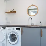12 Person In * Ansager